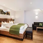 Hotell Zur Post 4*