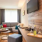 Hotell Zur Post 4*